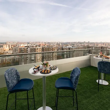 Voco Retiro By Ihg Madryt