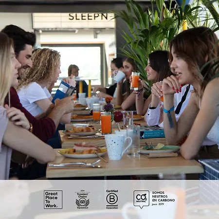Πανσιόν Sleep'n Atocha - B Corp Certified 2*