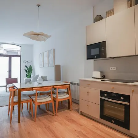 Apartment Amazing Apartment-3bedrooms 3bathrooms-lavapies *