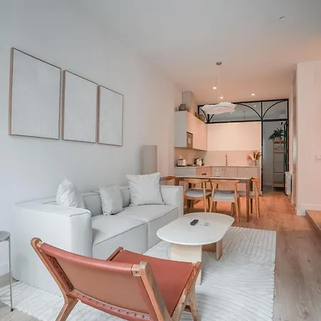 Amazing Apartment-3bedrooms 3bathrooms-lavapies Apartment Madrid
