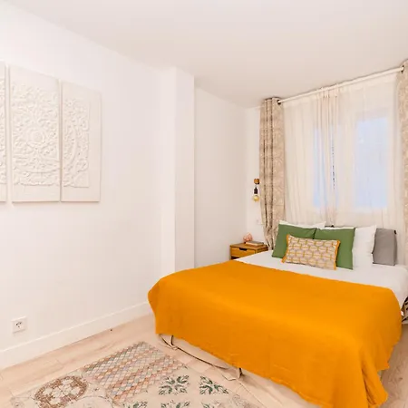 Chueca I Calle Farmacia 1br 1bh Apartment