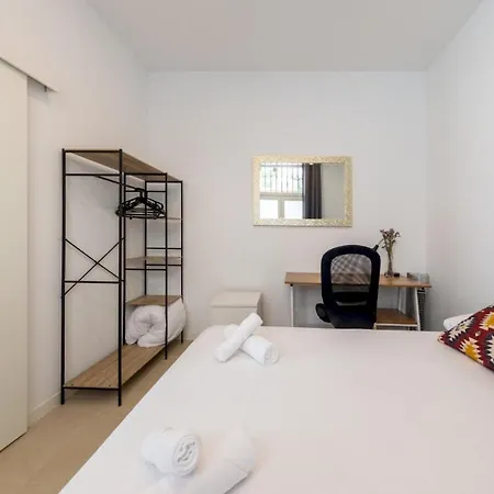 2 Bedrooms 1 Bathroom Furnished - Lavapies - Modern Cozy - Mintystay Apartment