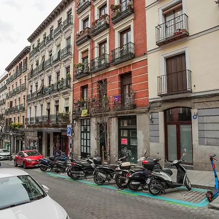 Amazing Apartment-3bedrooms 3bathrooms-lavapies Apartment Madrid