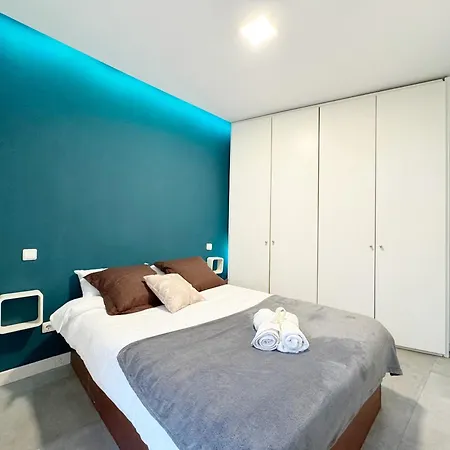 Apartment Luminoso, Con Patio Y Buena Zona *