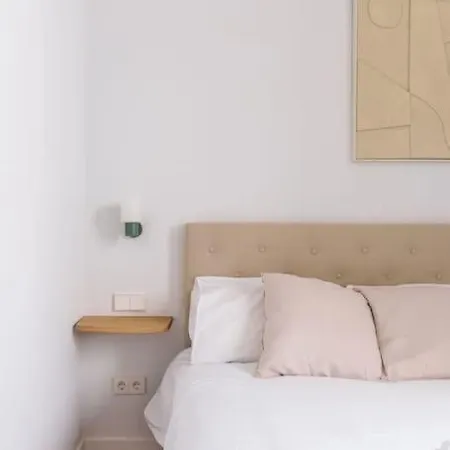 New Luxury Flat Next To Gran Via