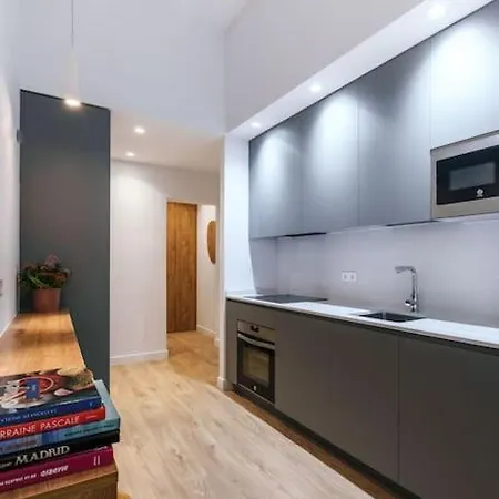 New Luxury Flat Next To Gran Via Appartement *