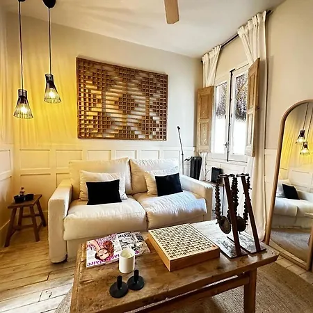 Boutique Embajadores Διαμέρισμα *