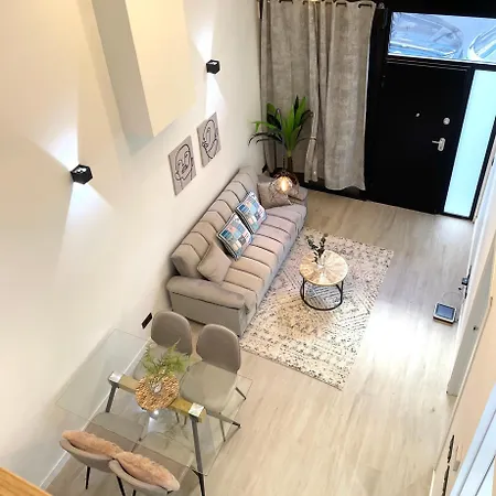 R&k Atocha Apartmán *