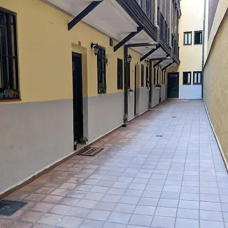 Apartment - La Latina De 1 A 4 Alojados