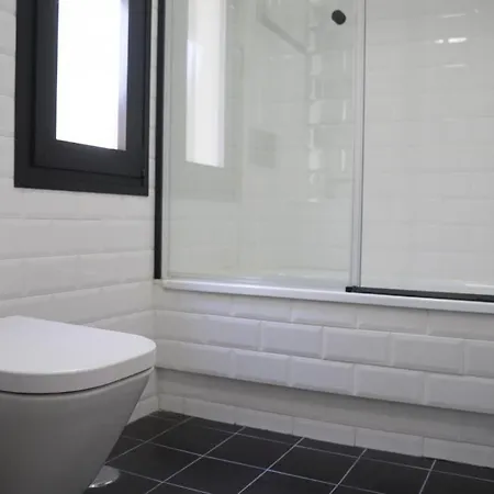 Lejlighed Diaphanous And Modern- 2bd 2bth- Plaza Espana Madrid