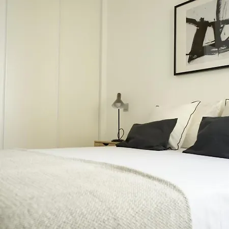 Lejlighed Diaphanous And Modern- 2bd 2bth- Plaza Espana *