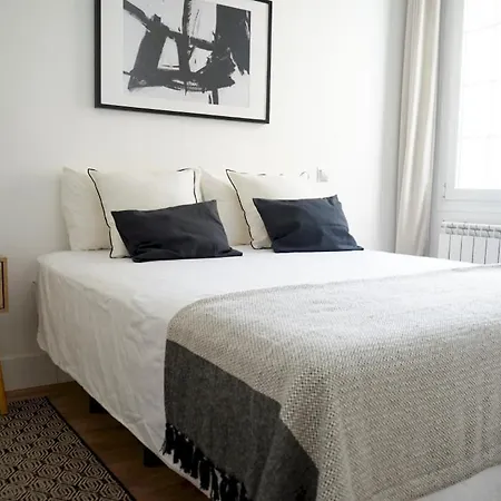 Diaphanous And Modern- 2bd 2bth- Plaza Espana Lejlighed *