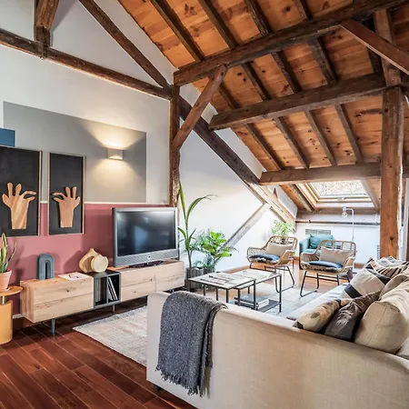 16th Century Palace Apartamento