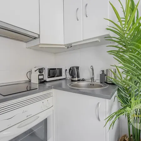 Atico Calle Silva 3pax Con Terraza Esquina Con Gran Via E2 Apartment *