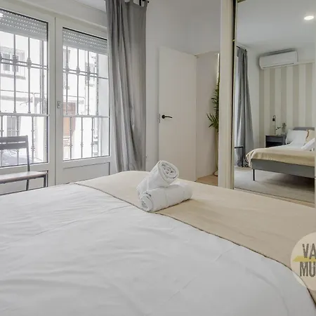 Nuevo De 9pax En La Cava Alta Centro De E1 Apartamento