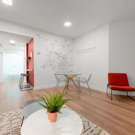 Apartment Centric And Bright- 1bd 1bth- San Bernardo