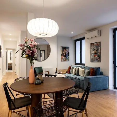 New Designed Flat 3 Bedrooms 2 Showers *