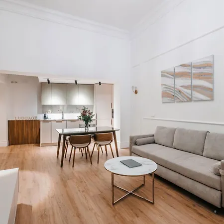 Apartamento Stunning Near Gran Via Metro Madrid