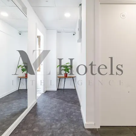 Ayz Ulises - Auto Check-in Guest house