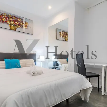 Guest house Ayz Ulises - Auto Check-in Madrid