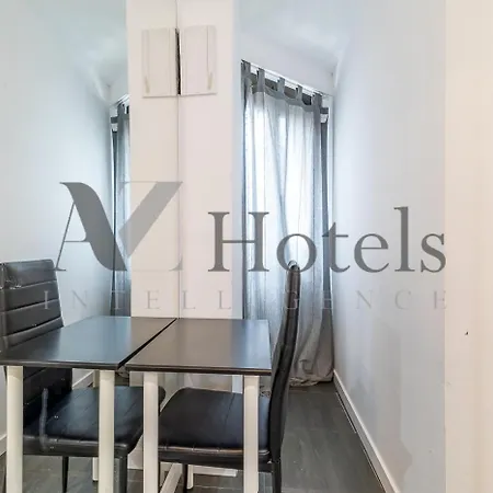 Guest house Ayz Ulises - Auto Check-in Madrid