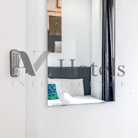 Ayz Ulises - Auto Check-in Guest house