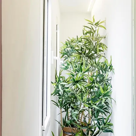 Gran Via Apartment *