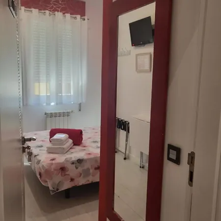 בית הארחה Hostal Inn Madrid מדריד