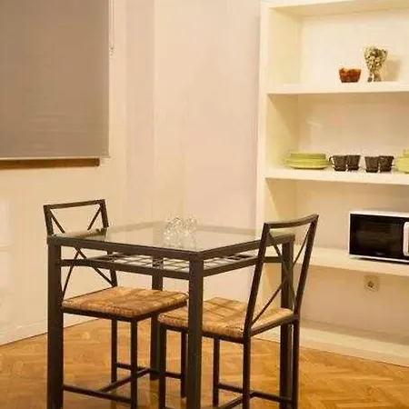 Apartment Un Elegante Piso Descubrir *