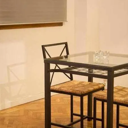 Un Elegante Piso Descubrir * Madrid