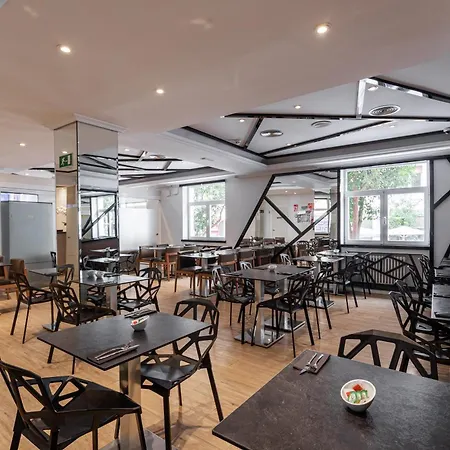 Otel Neomagna 3*