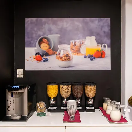 Otel Neomagna 3*