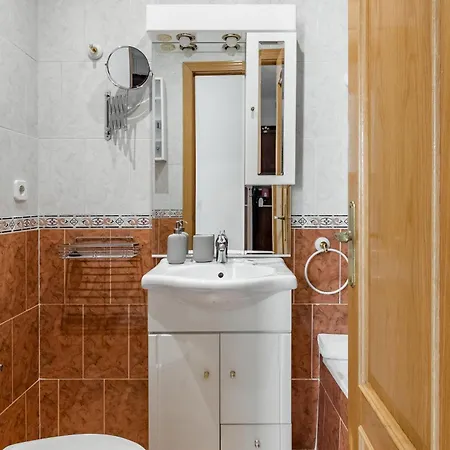 Charming Fuencarral Center - Alojamiento De Temporada Apartment *