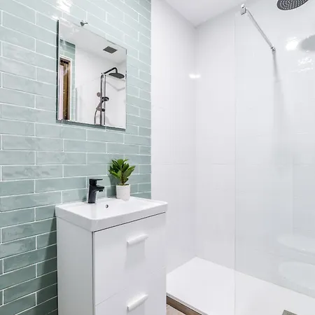 Lägenhet Apartamento Reformado En El Barrio De Las Letras *
