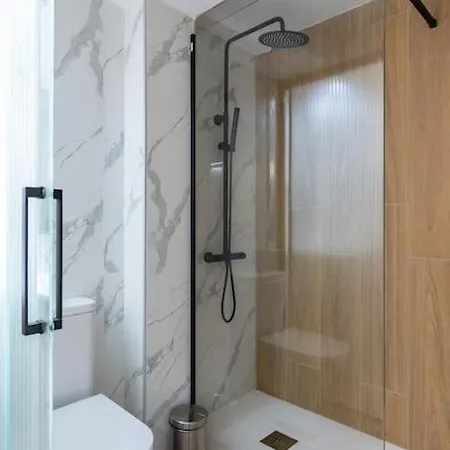 Beautiful Duplex In Front Of Vista Alegre Palace *