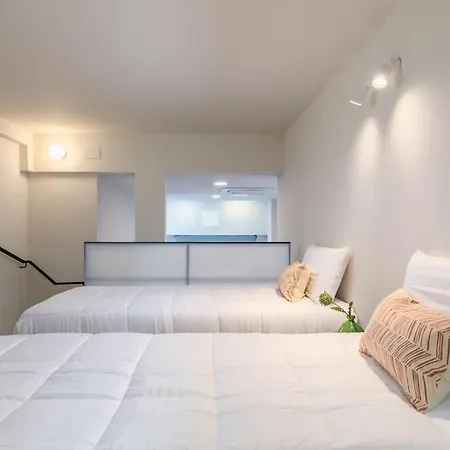 Appartamento Beautiful Duplex In Front Of Vista Alegre Palace Madrid