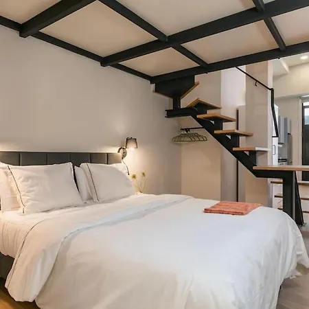 Beautiful Duplex In Front Of Vista Alegre Palace Madrid