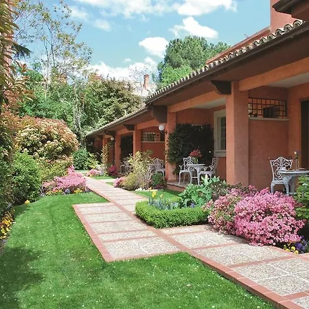 Hotel La Quinta De Cedros Madrid