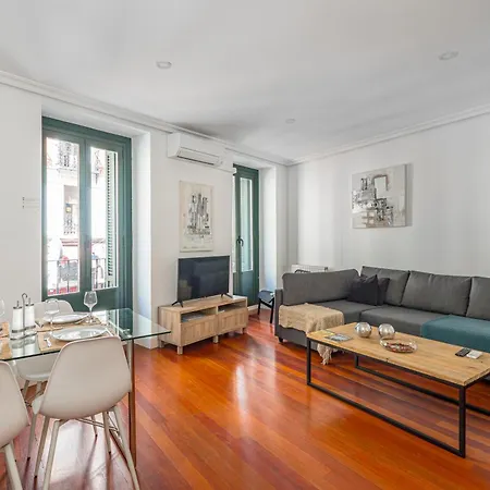 Centrico Plaza Espana - Gran Via Apartment *