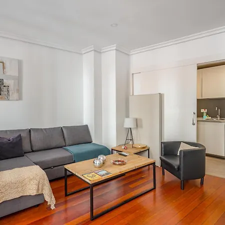 Centrico Plaza Espana - Gran Via Apartment Madrid