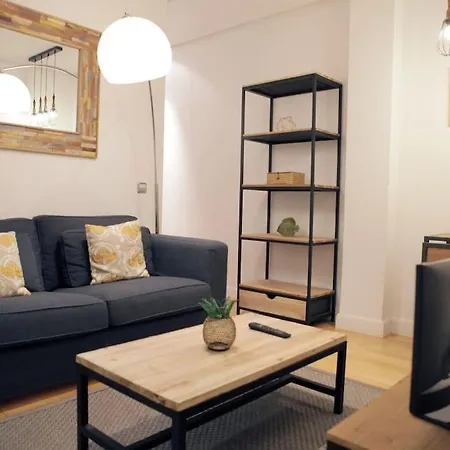Cozy 2 Bedrooms In Chamberi * Madrid