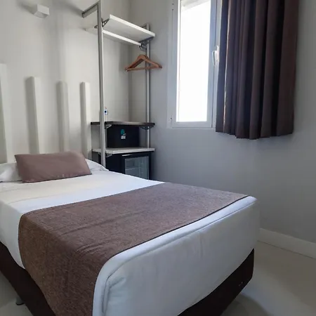 Gran Via 44 Albergue *