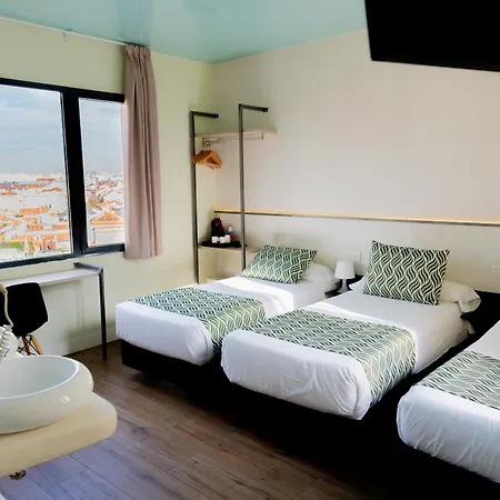 Charlotte-gran Via Hostel Madrid