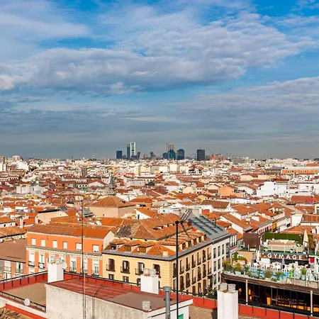 Hostel Charlotte-gran Via *