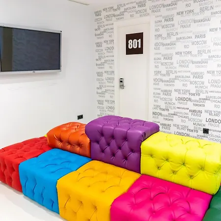 Hostel Charlotte-gran Via