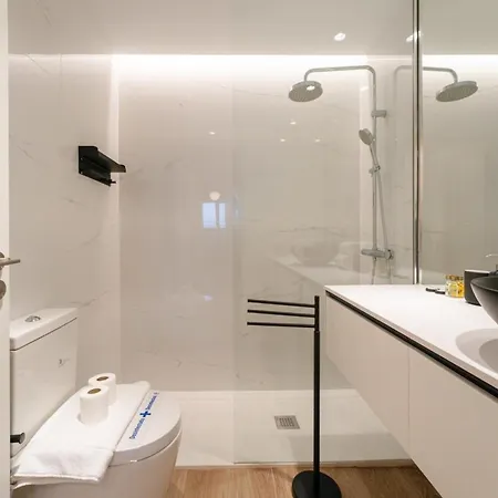 Chic 1bd Flat Wsauna & Balcony Tetuan Madrid! Apartment *