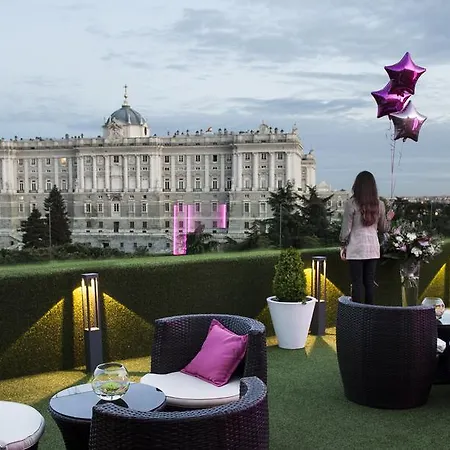 Apartosuites Jardines De Sabatini