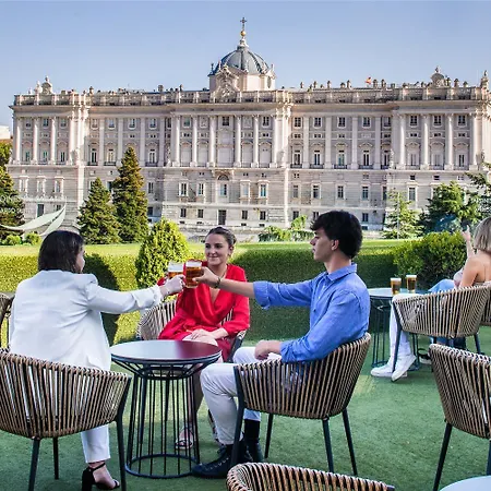 Appart hôtel Apartosuites Jardines De Sabatini Madrid