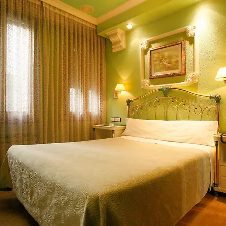 Penzion Victoria Iii Madrid