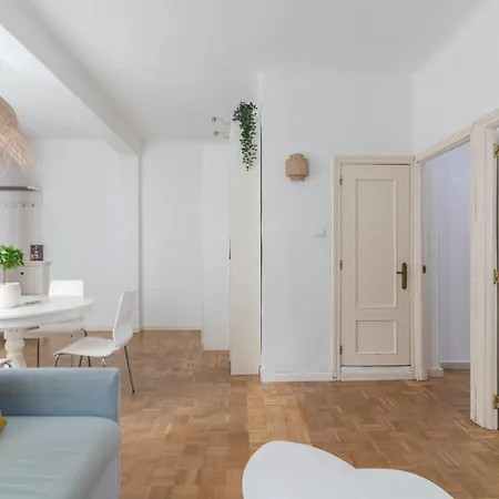 Apartment Bright Apartment-2bedrooms 1bathroom-delicias